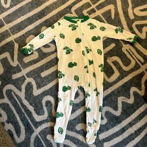 Kyte sleep footie monstera leaves